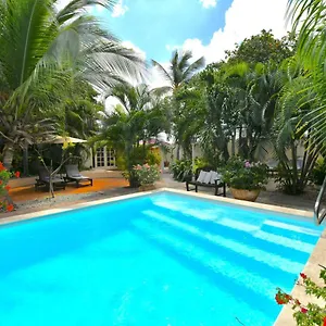 https://wonders-boutique-hotel.comcaribbean.com